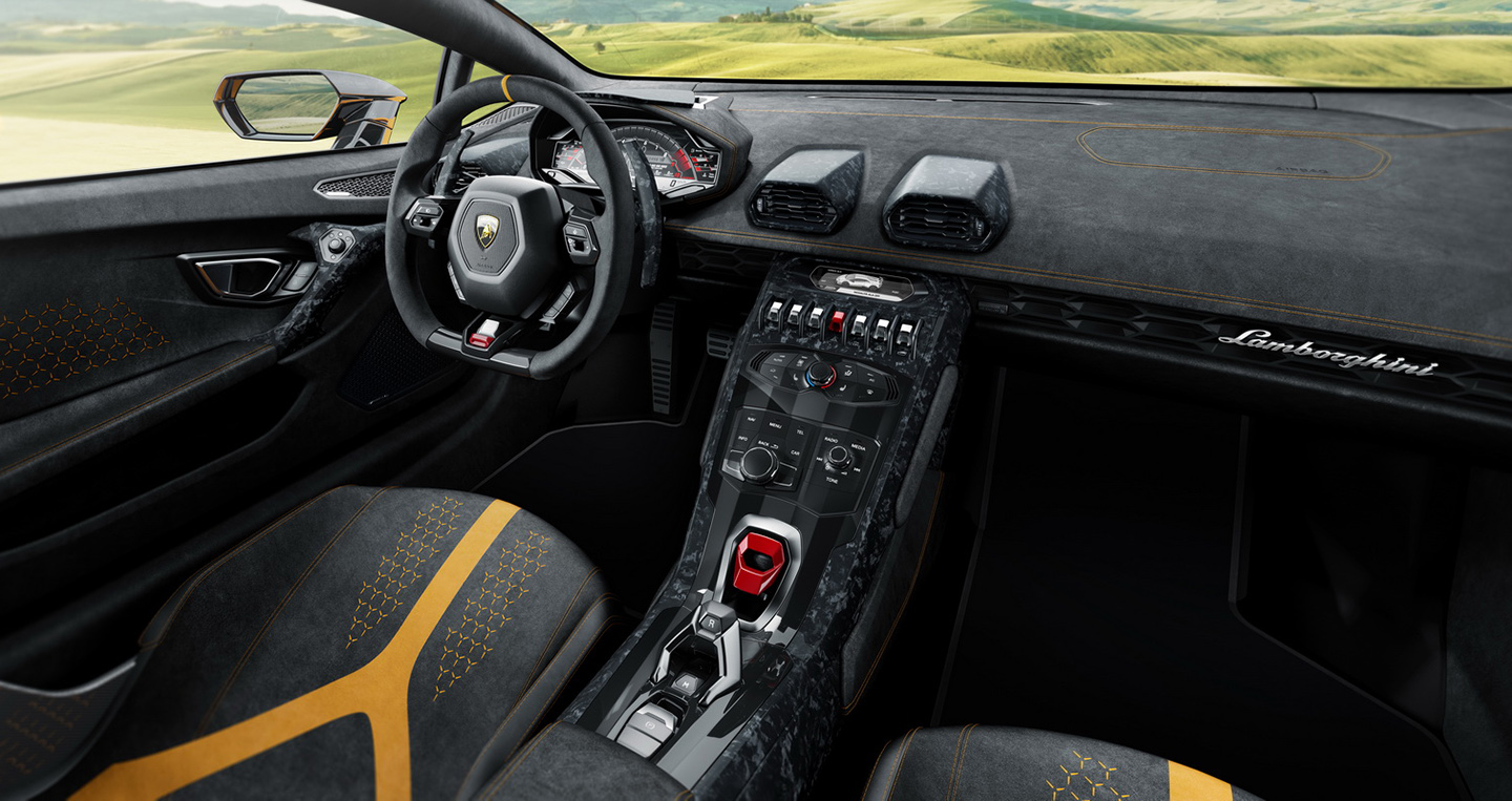 Lamborghini Huracan Performante chốt giá từ 274.390 USD