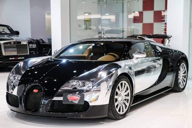 Bugatti Veyron mạ chrome độc đáo giá triệu đô tại Dubai