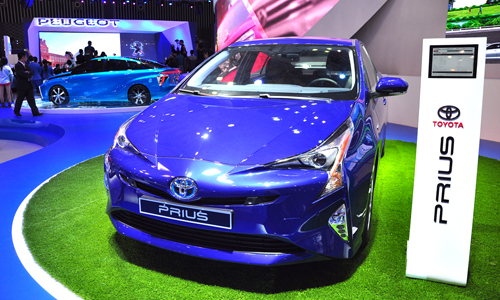Toyota Prius 2016 - hybrid cho khách hàng Việt