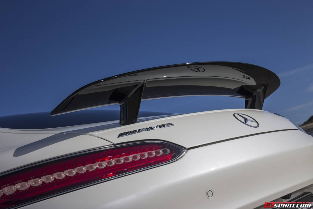 Mercedes-AMG được trang bị động cơ hybrid vào năm 2020