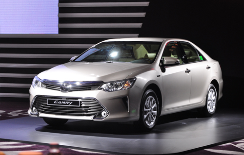 Toyota Camry 2015 - thiết kế đột biến, giá từ 1 tỷ tại Việt Nam