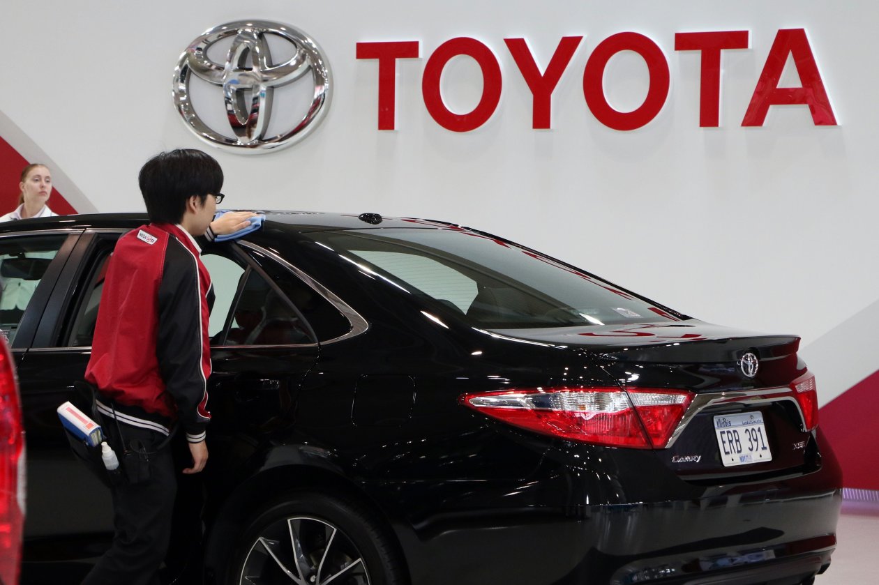 Toyota triệu hồi 6,5 triệu xe Corolla và Camry vì nguy cơ cháy, nổ