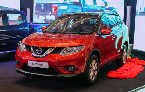 Nissan X-Trail bản giới hạn giá 933 triệu cho khách Việt