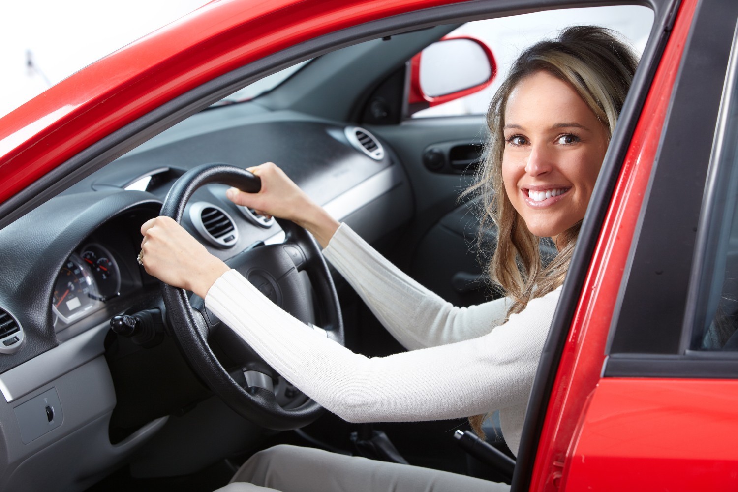 Các yếu tố ảnh hưởng đến giá bảo hiểm xe ô tô.