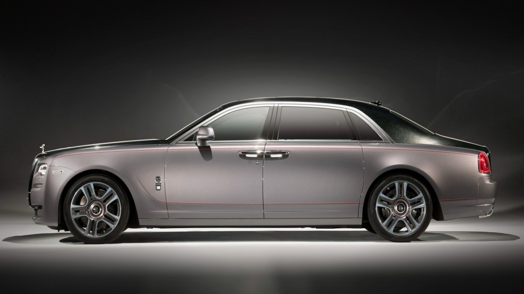 Elegance - Rolls-Royce Ghost phủ sơn đính kim cương