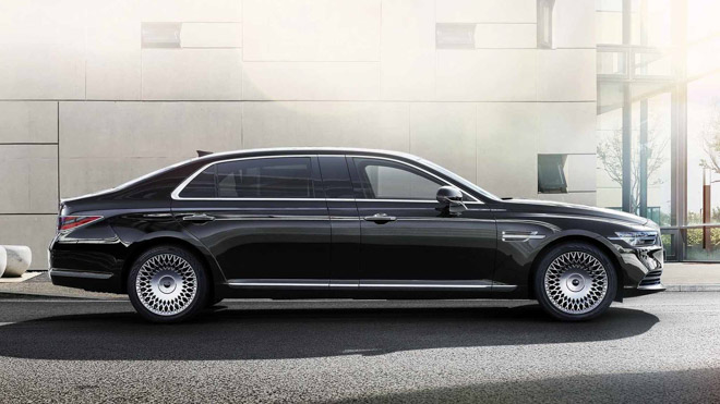 Genesis tiếp tục ra mắt sedan hạng sang giá rẻ G90 Limousine