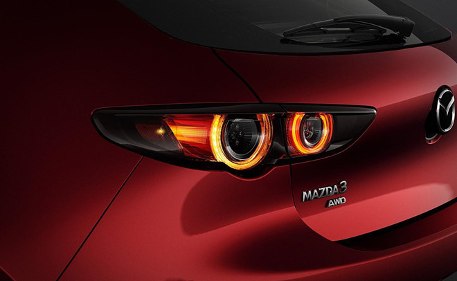 Mazda 3 2020 thêm trang bị, giá đắt hơn