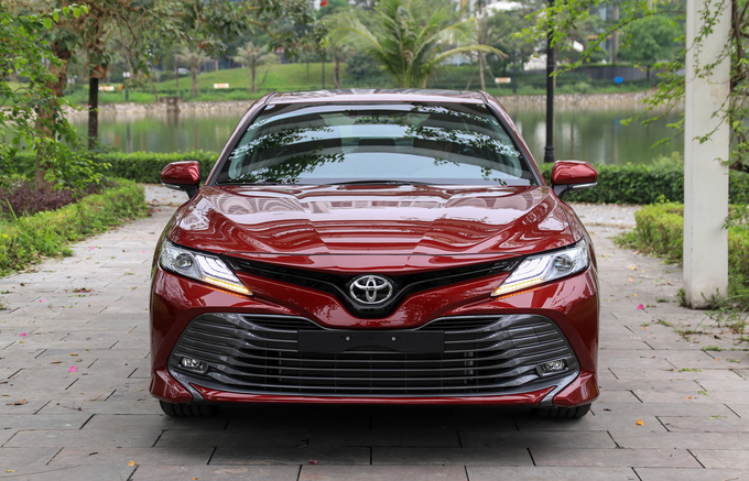 Toyota Camry thế hệ mới tại Việt Nam đầy công nghệ