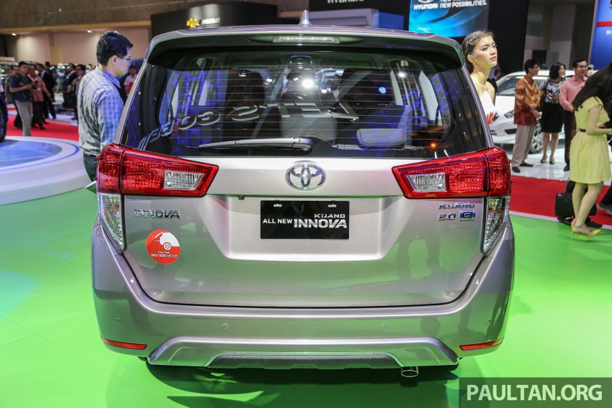Toyota Innova 2016 với 6 chỗ ngồi độc đáo